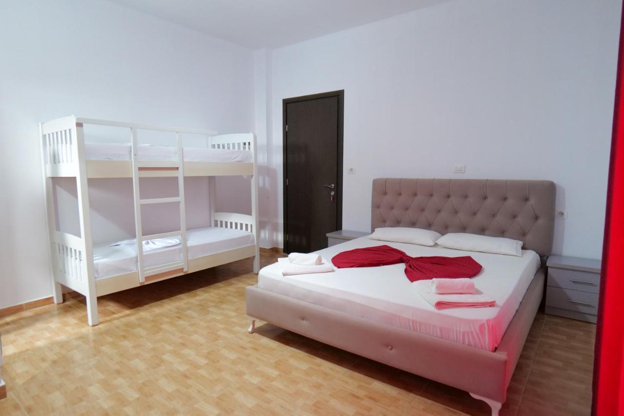 Vila Relax Ksamil Bagian luar foto