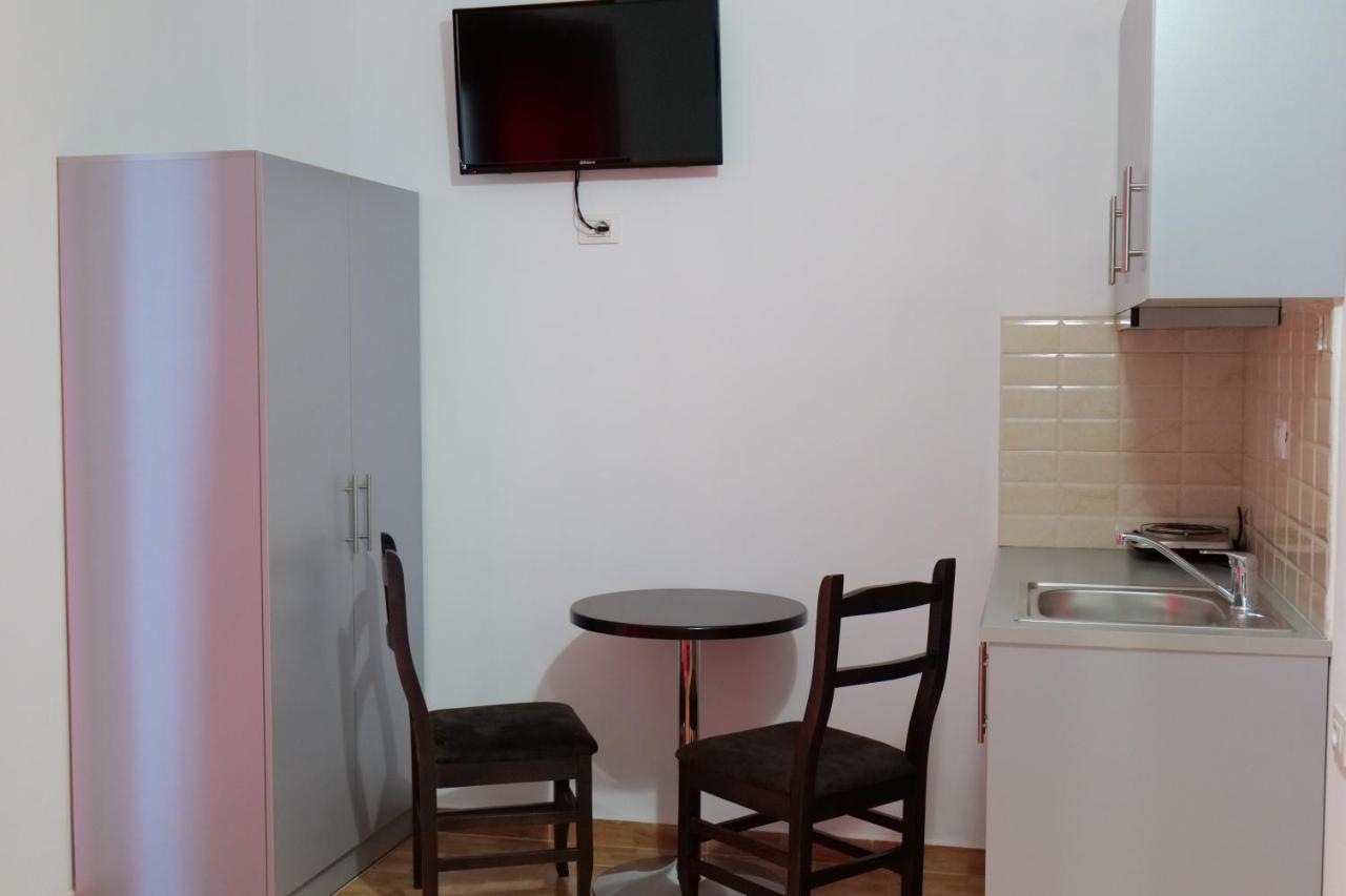 Vila Relax Ksamil Bagian luar foto