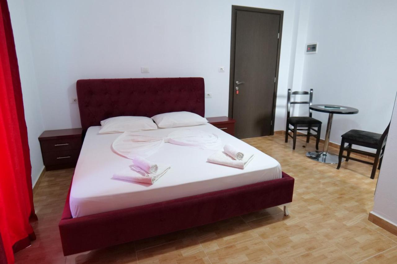 Vila Relax Ksamil Bagian luar foto