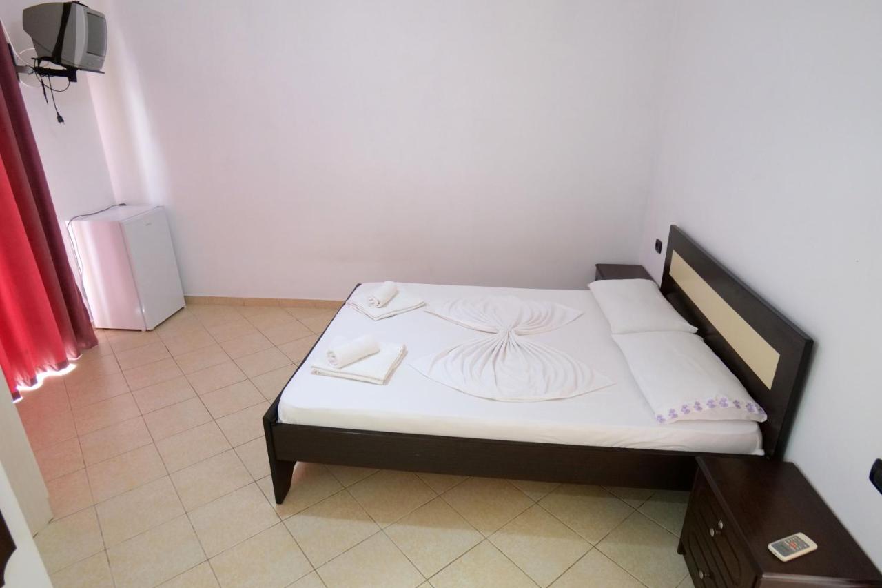 Vila Relax Ksamil Bagian luar foto