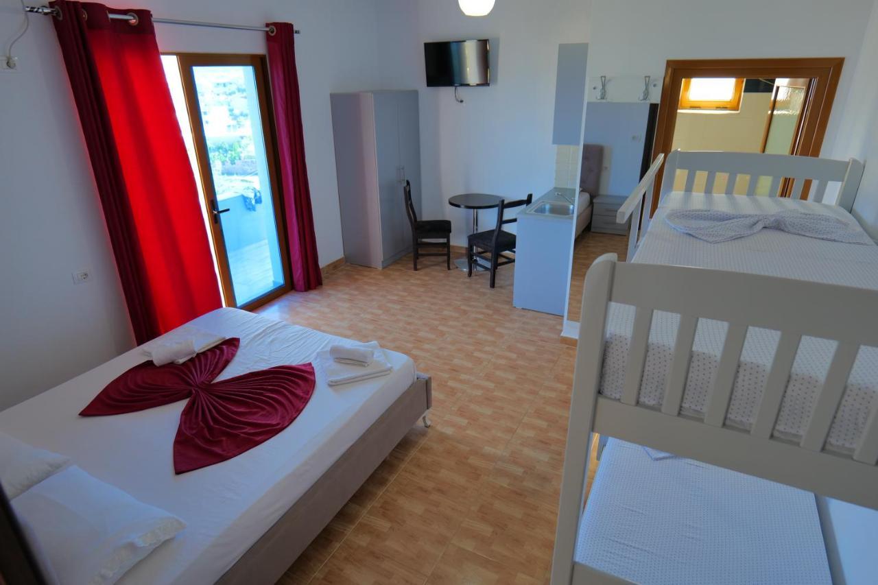 Vila Relax Ksamil Bagian luar foto