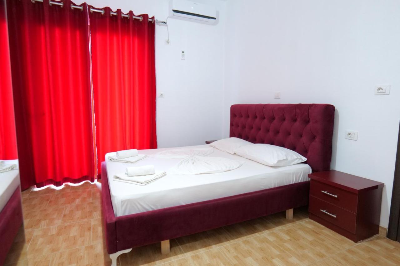 Vila Relax Ksamil Bagian luar foto
