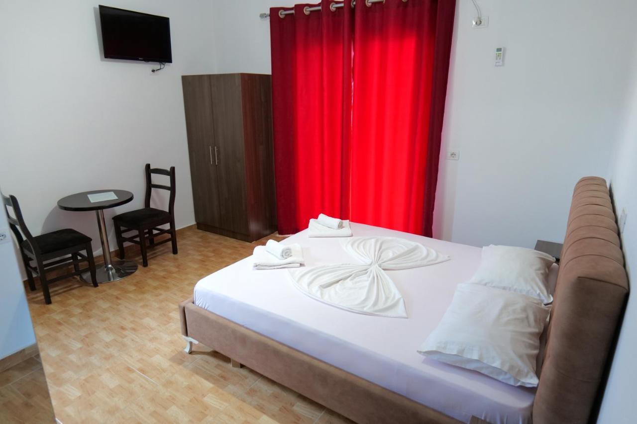 Vila Relax Ksamil Bagian luar foto